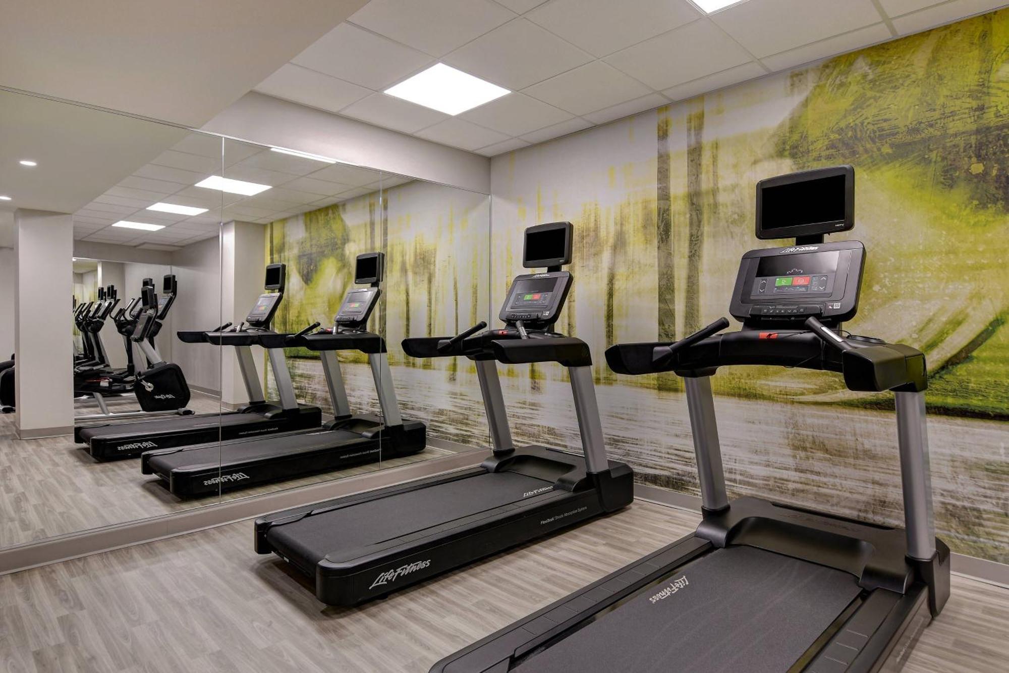Courtyard By Marriott Cincinnati Downtown Εξωτερικό φωτογραφία