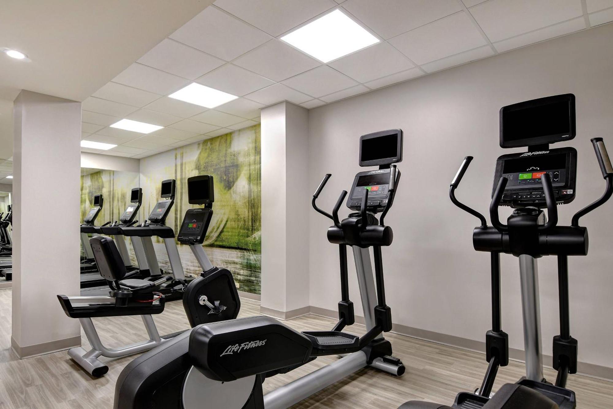 Courtyard By Marriott Cincinnati Downtown Εξωτερικό φωτογραφία